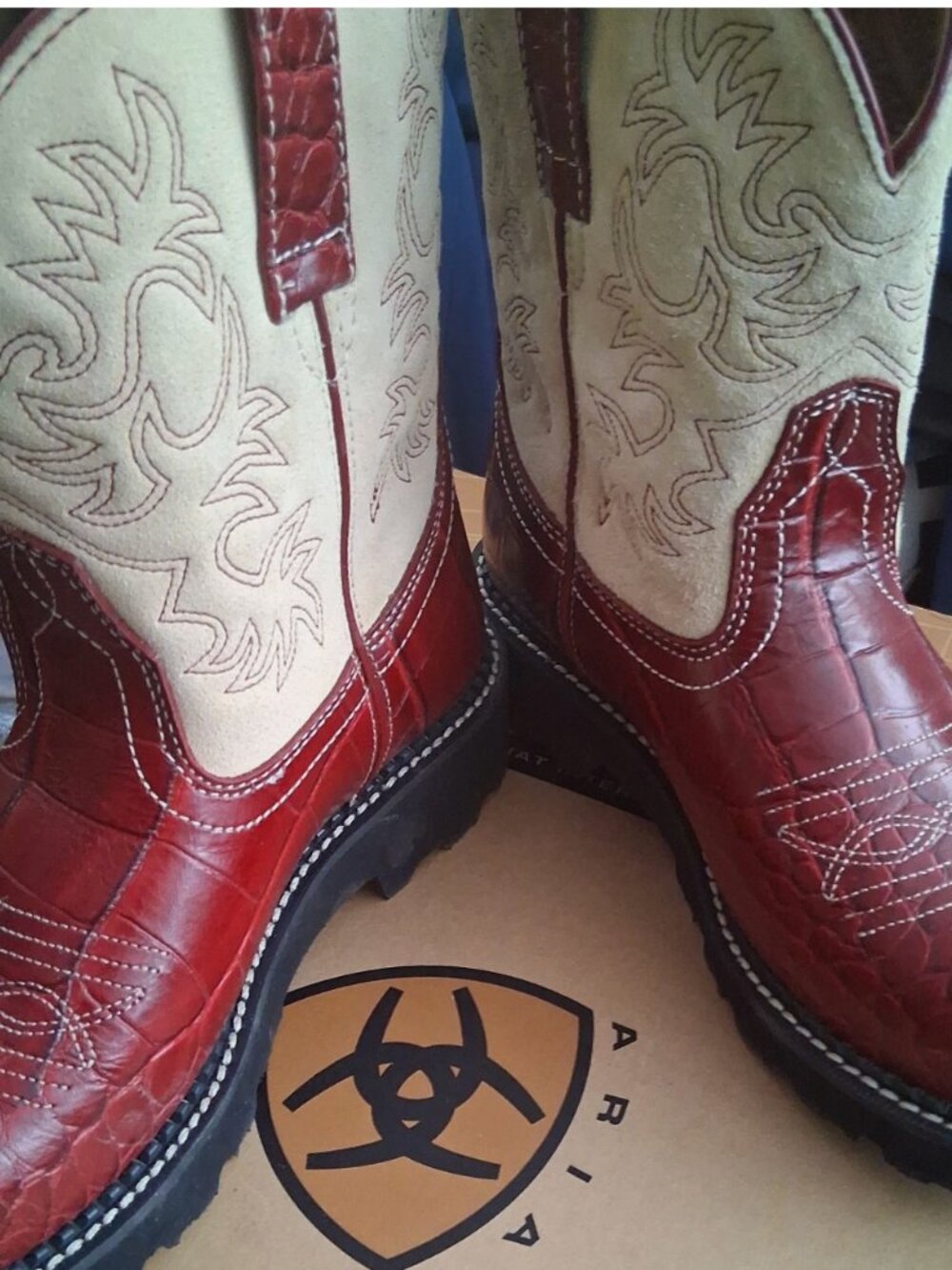 Ariat Fat Baby Boots Womens 7.5 B Red Alligator Print Cowgirl Western 14709 Y2K - Picture 3 of 6